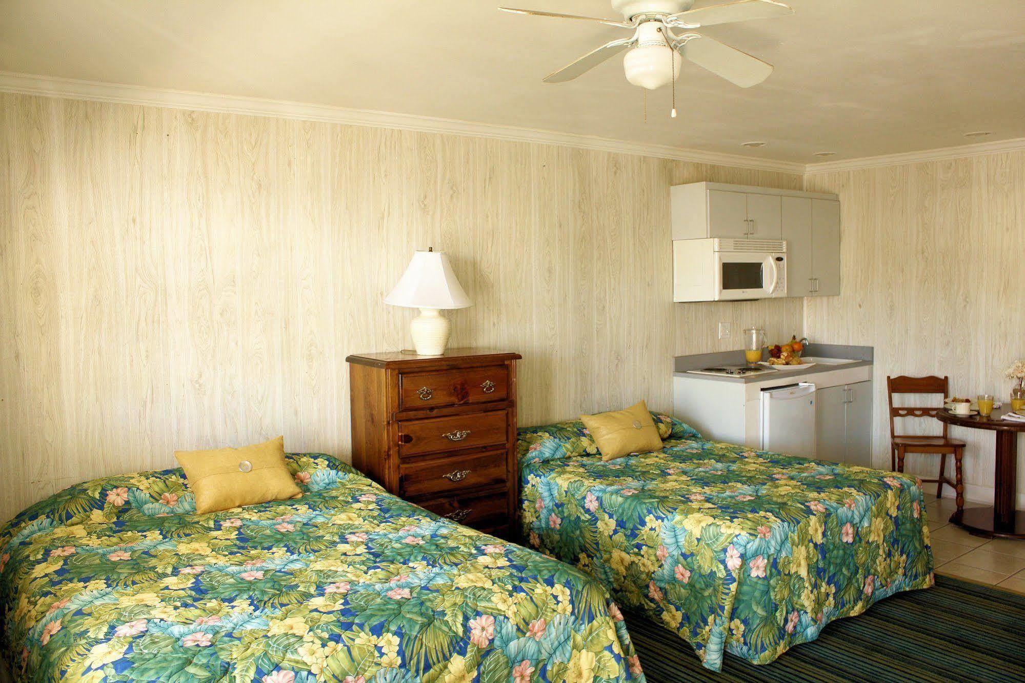 The Burgundy And Motel