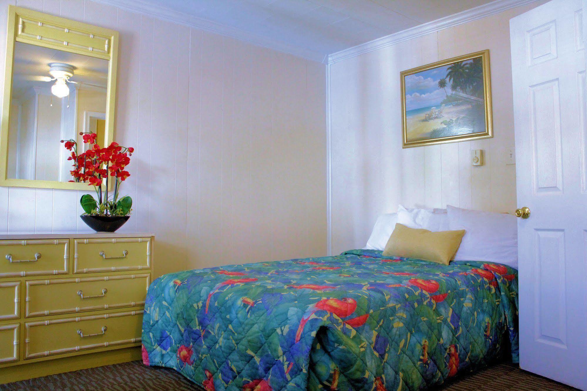 Motel The Burgundy And Ocean Stadt