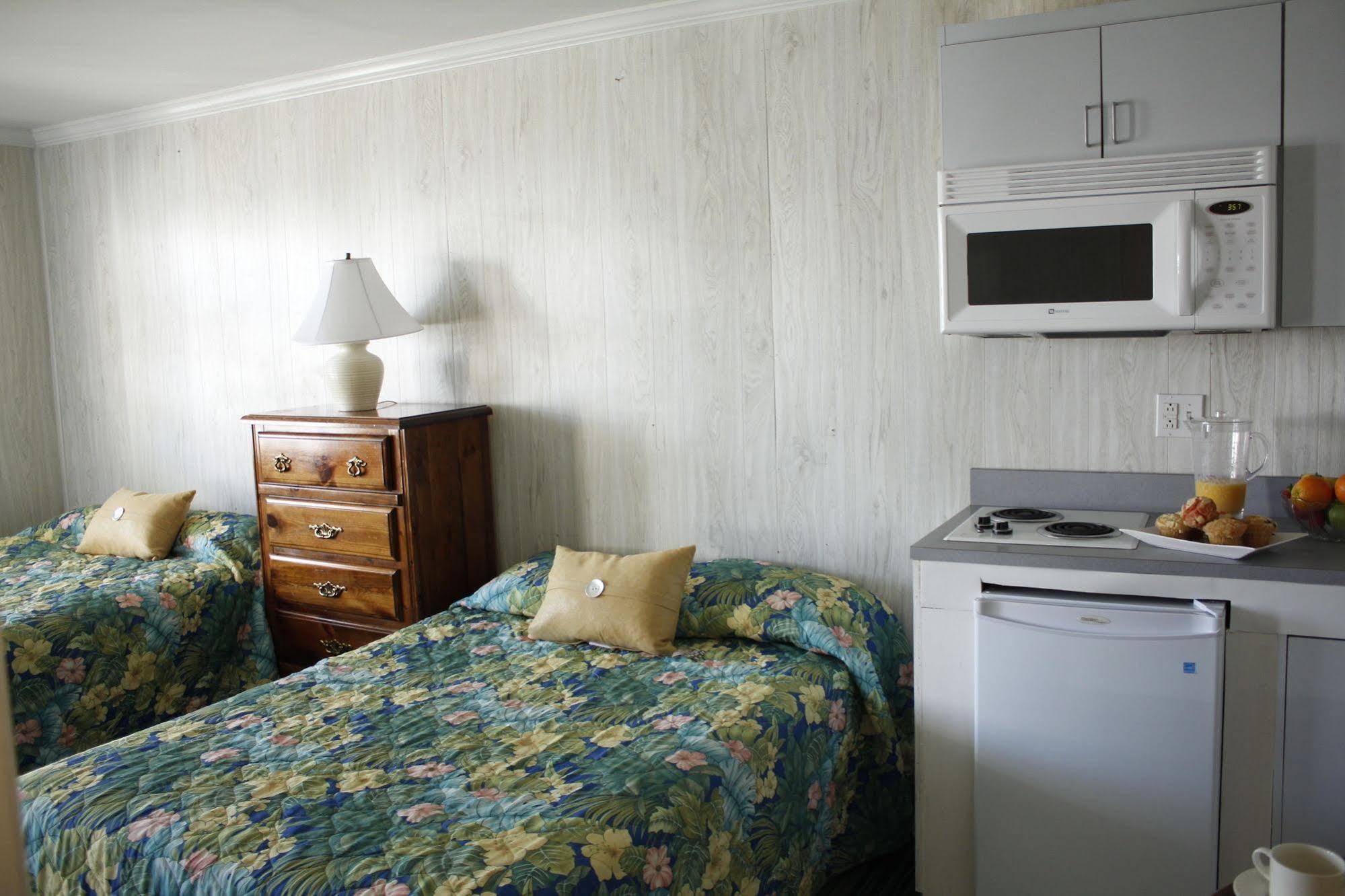 The Burgundy And Motel